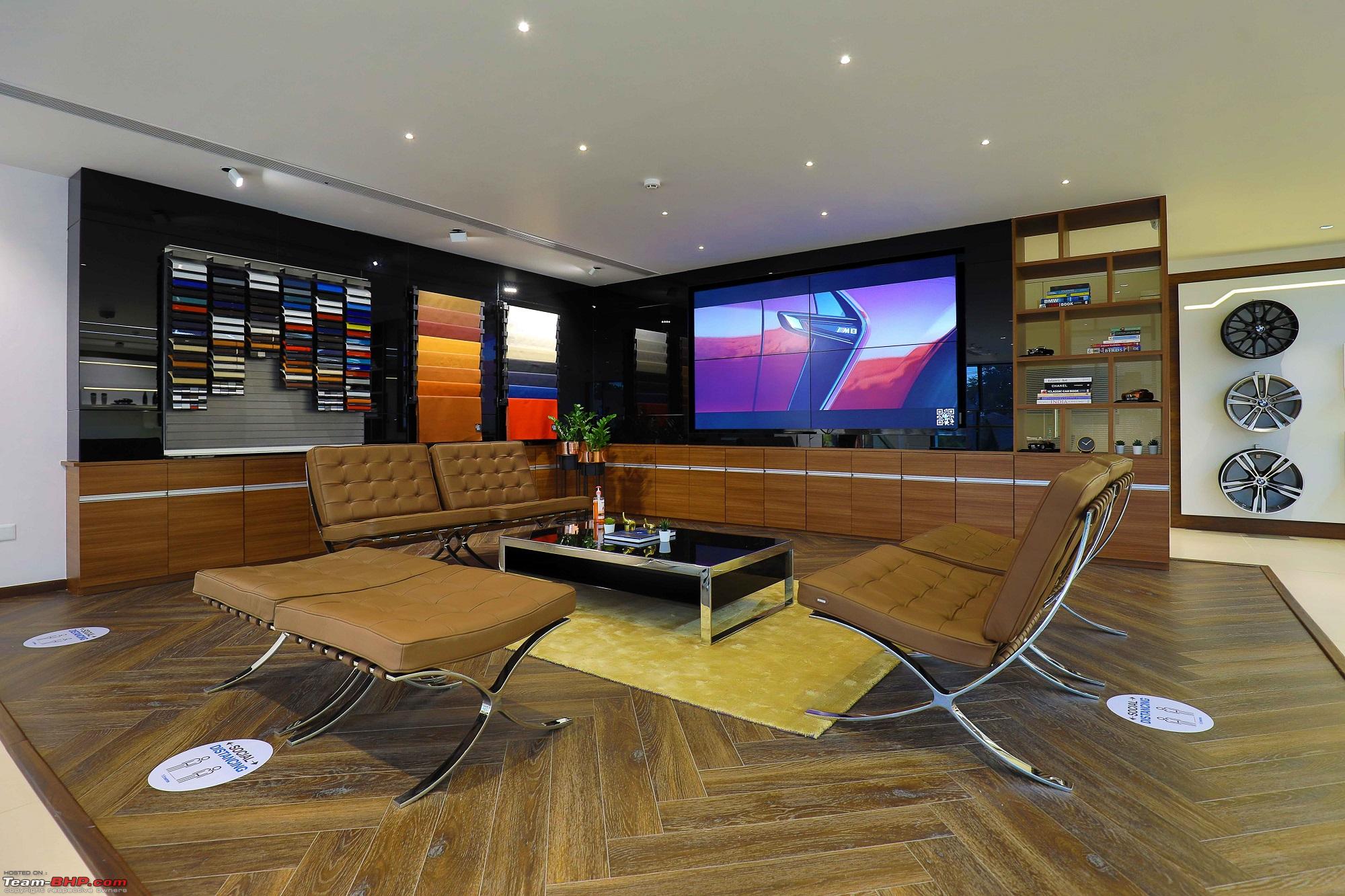 BMW Customer Experience like never before: BMW Urban Retail Store