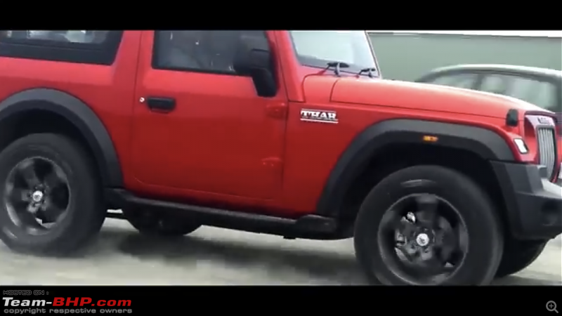 A mysterious compact SUV spotted in Mahindra Thar video-2759a39eec1b4644afd30b9a5ca34869.png