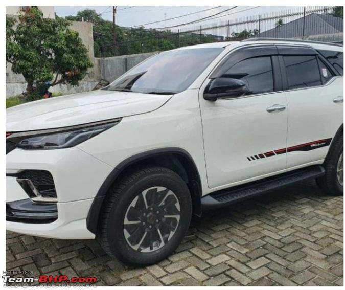 2021 toyota fortuner facelift spied undisguised in india