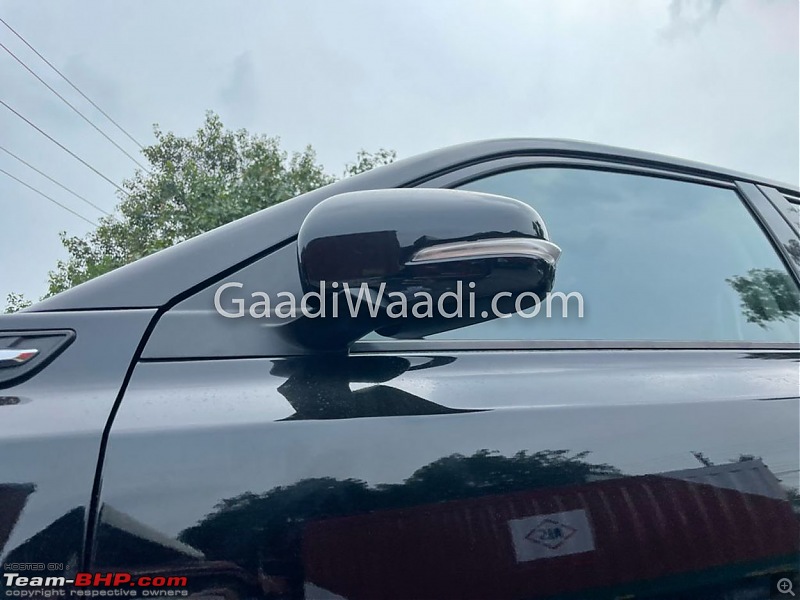 Suzuki Vitara spotted testing in India-suzukivitaraindiaspied5.jpg