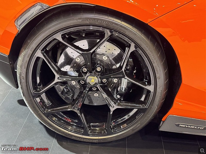 Pics & Report | Bharat Mobility Expo, 2024-lambo-wheels.jpg