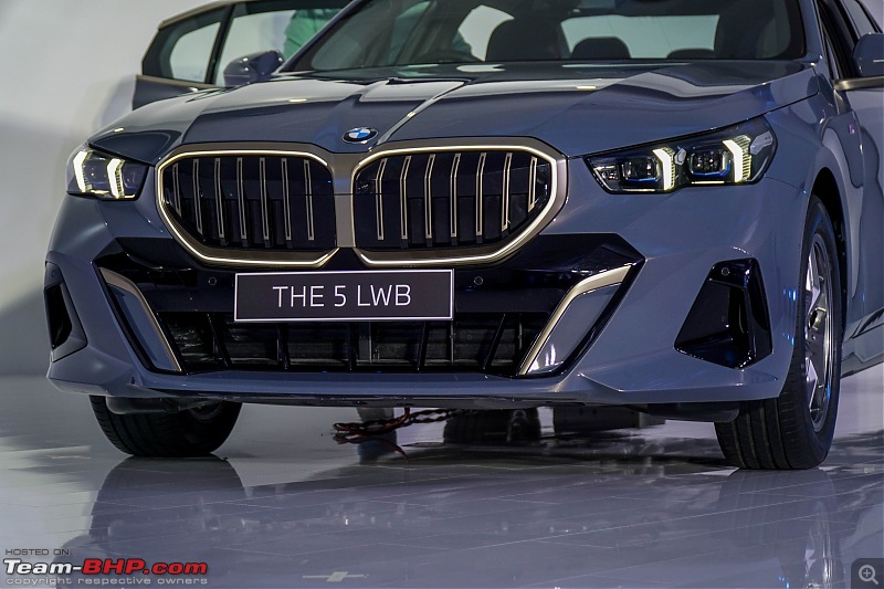2024 BMW 5 Series LWB (G68) | A Close Look & Preview-2024_bmw_5_series_lwb_preview_exterior_03.jpg