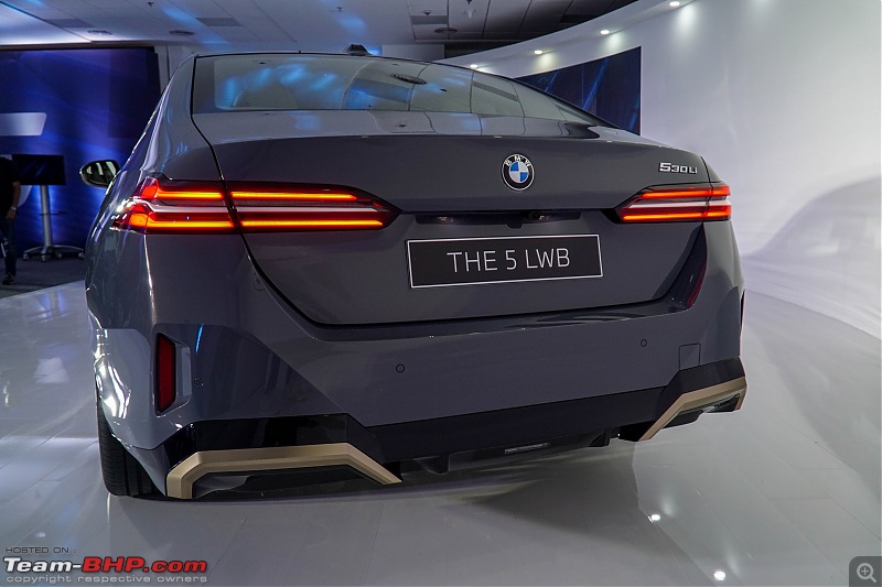 2024 BMW 5 Series LWB (G68) | A Close Look & Preview-2024_bmw_5_series_lwb_preview_exterior_13.jpg