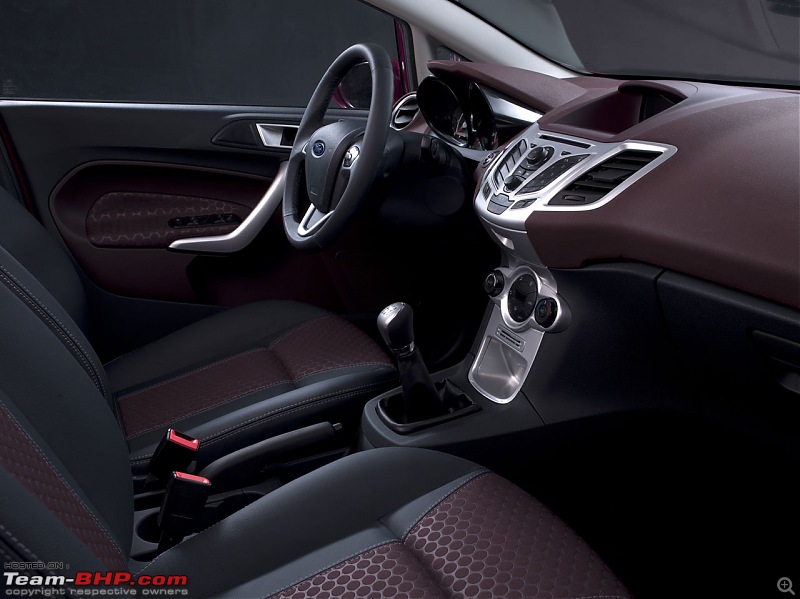 New Ford Fiesta Unveiled : Report & Pics - Page 120-ford-fiesta-interior-3.jpg