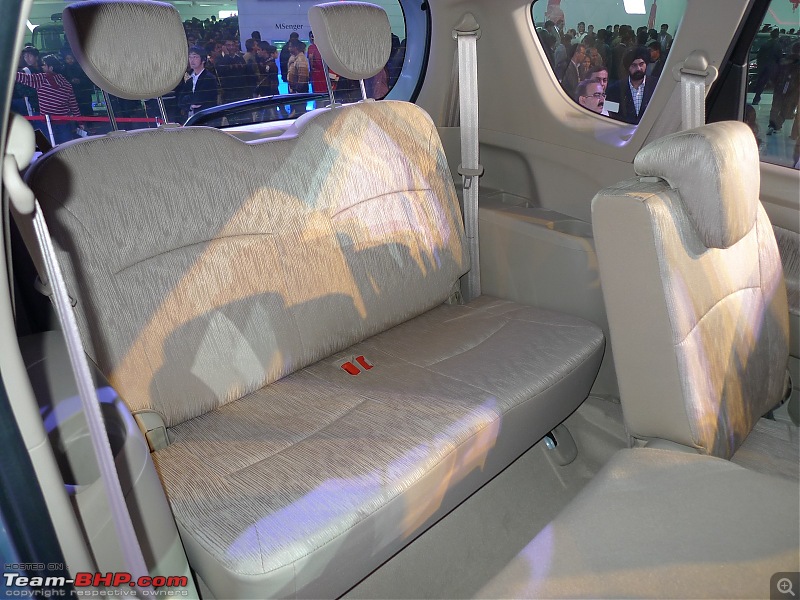 Maruti Ertiga 7-Seater : Auto Expo 2012-maruti-ertiga-15.jpg