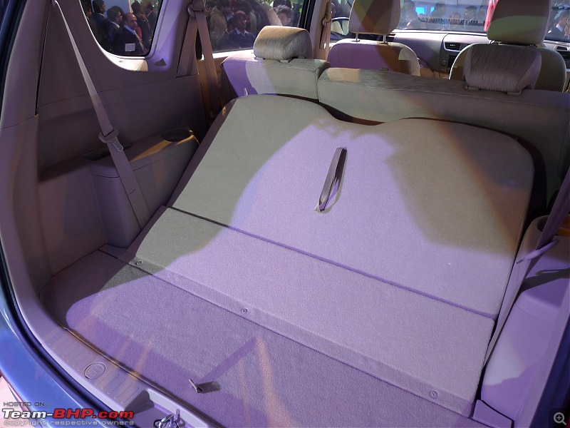 Maruti Ertiga 7-Seater : Auto Expo 2012-maruti-ertiga-18.jpg