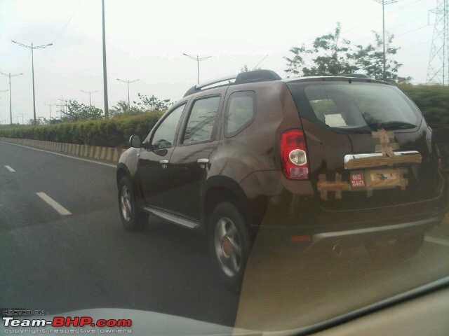 Renault (including Duster Unveil) @ Auto Expo 2012 - EDIT: Now launched at 7.19 Lacs-duster-3.jpg