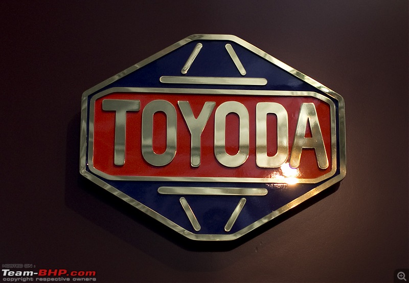 toyota logo history