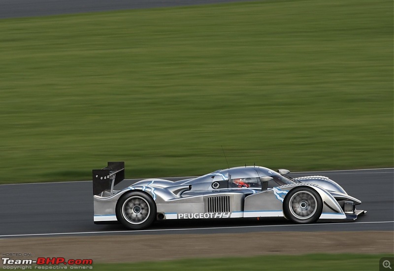 Le Mans Cars-peugeot_908_hy_132202_20080915.jpg