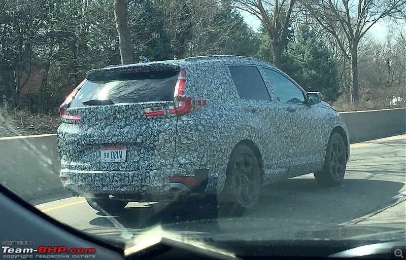 Next-gen Honda CR-V to grow bigger in size. EDIT: Revealed!-hondacrvspyphoto1.jpeg