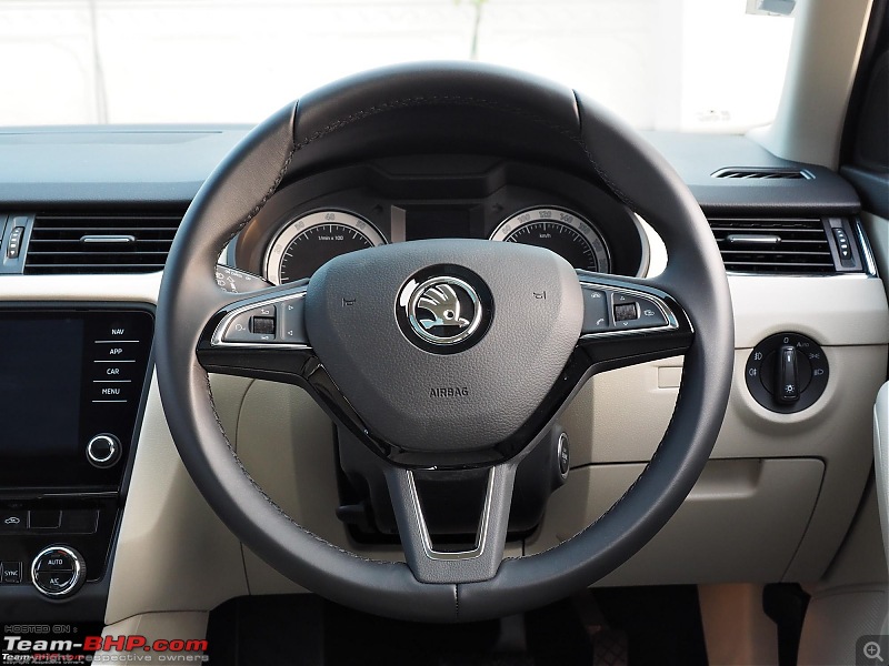 Next-gen Skoda Octavia spotted testing-steering-1.8.jpg