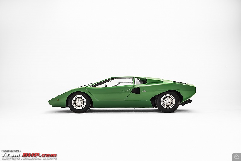 See how the iconic Countach inspires modern Lamborghinis-countach-lp400side.jpg