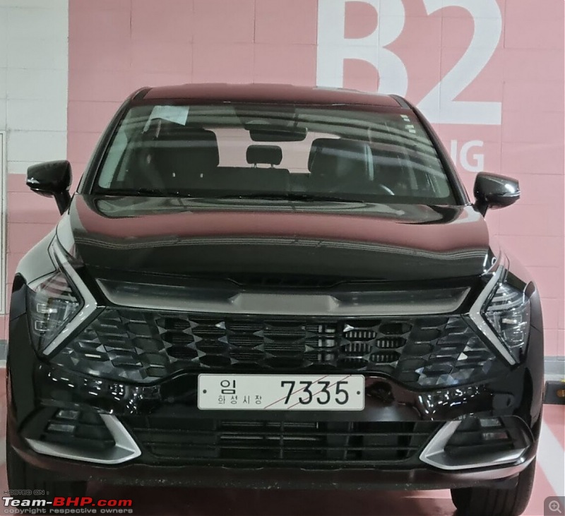 2021 Kia Sportage unveiled in China - Striking new look with huge tiger nose grill-s1.jpg