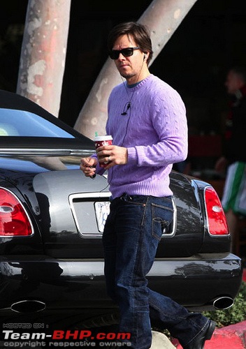 International Celebrities and their Cars!-mark-wahlberg.jpg