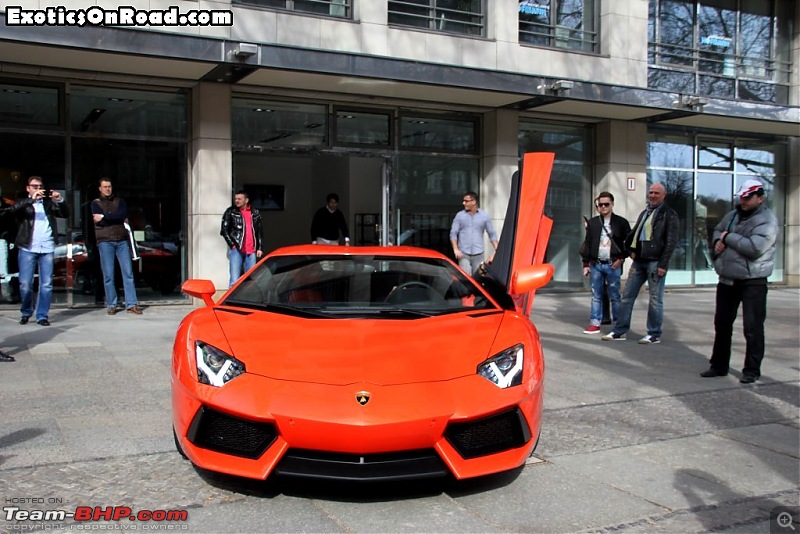 Lamborghini Aventador LP700-4 - Now Launched!-av2.jpg