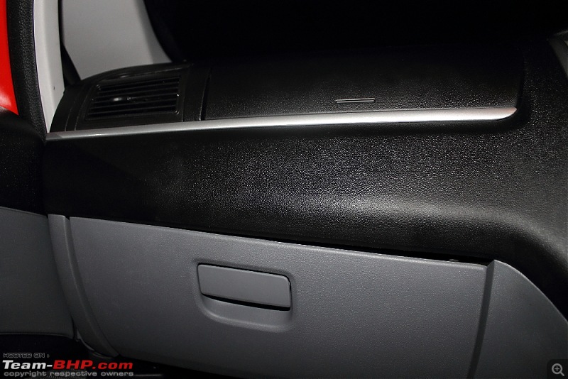 'The Red' is home: Fiat Punto 1.3 MJD Dynamic. EDIT: 93,000 km up!-panel-gap.jpg