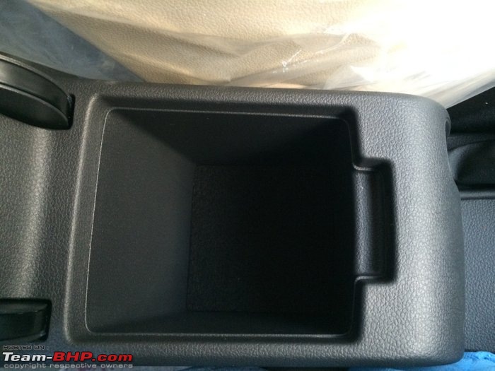 Tempest blue metallic VW Jetta DSG has arrived!-arm-rest-storage-space.jpg