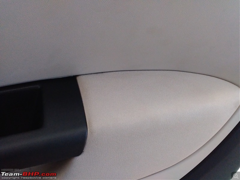 My 2014 Grey Fiat Linea 1.3L MJD-arm-rest-cushion.jpg