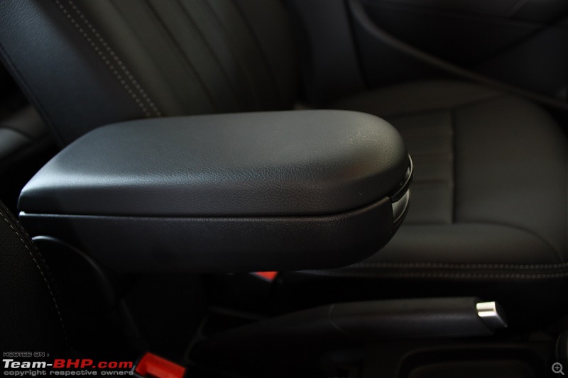 Carbon Steel Grey VW Polo GT TSI comes home! EDIT: 10000 km up + OEM bi-xenon headlamps upgrade!-armrest.jpg