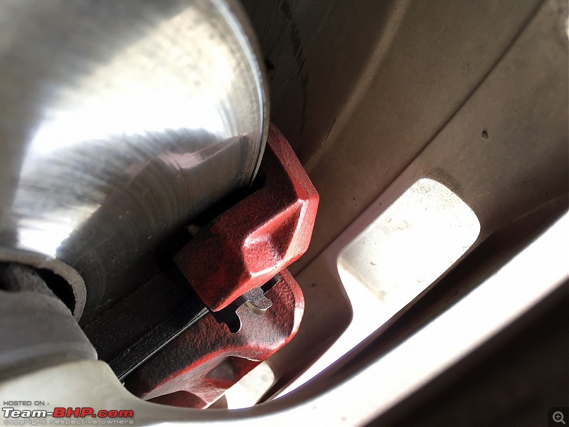 VW Polo GT TDI ownership log EDIT: 9 years and 178,000 km later...-brakepad_fr.jpg