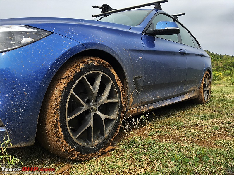 A GT joins a GT - Estoril Blue BMW 330i GT M-Sport comes home - EDIT: 100,000 kilometers up-muddy-wheels.jpg