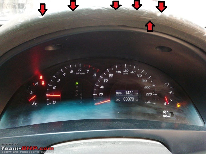 2007 Toyota Camry MT : The Never-Say-Die Car!-camry_stickydashboard2.jpg
