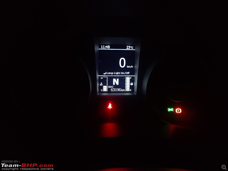 My Mahindra XUV300 Diesel | Long-term Ownership Review | 3 years and 60,000 km-32_clusteroff.jpg