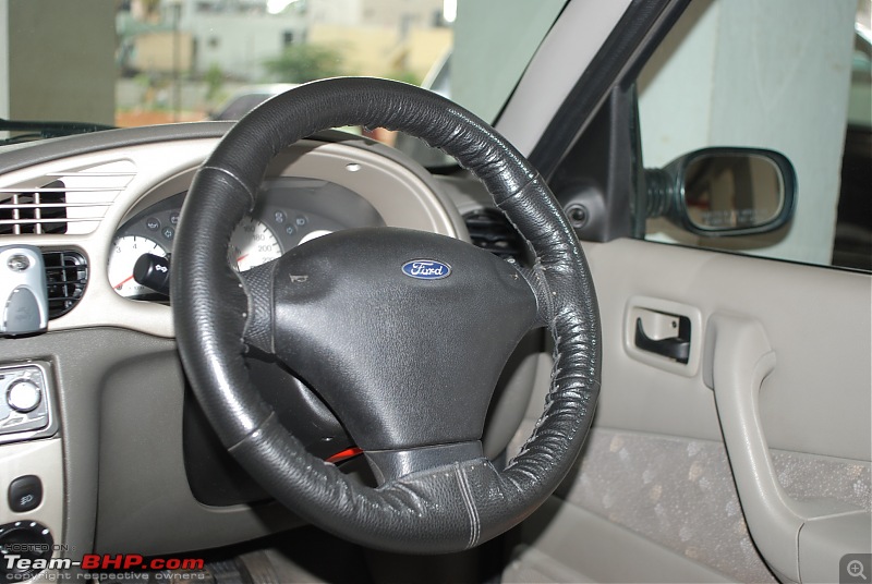 Ford Ikon 1.6 Nxt ZXI - 6 years, 72,000 kms-steering-wheel.jpg