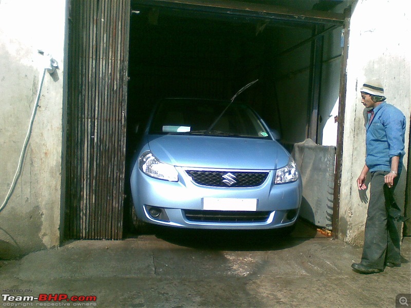 I bought a car that no one is buying! Maruti SX4 with factory-fit CNG!-tight-fit-phew.jpg
