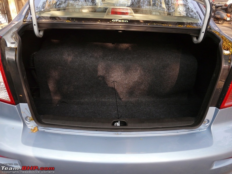 I bought a car that no one is buying! Maruti SX4 with factory-fit CNG!-boot-open-flap-down-dim.jpg