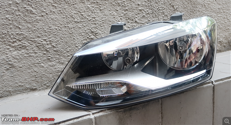 Upgrading to the Ultinon Pro 9000 LED Bulbs-stock-headlight-removed.png
