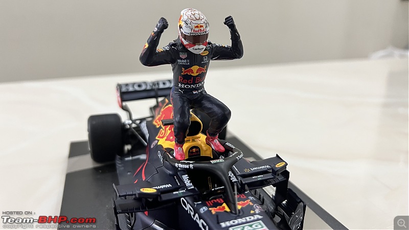 Adding the RB16B to my garage | 1:18 Red Bull-img_1775.jpg