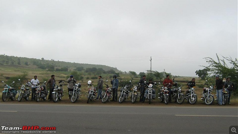 RE Classic Chrome 500 (12,500kms Done):The "Maroon Marauder" THUMP's home!!-521717_4863547716504_1474203619_n.jpg