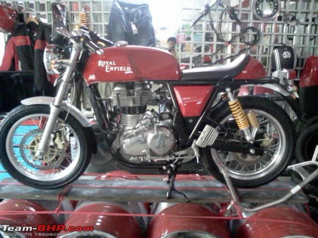 Royal Enfield Cafe Racer spotted testing. Edit: Now launched as Continental GT. Pg 10-img875.jpg