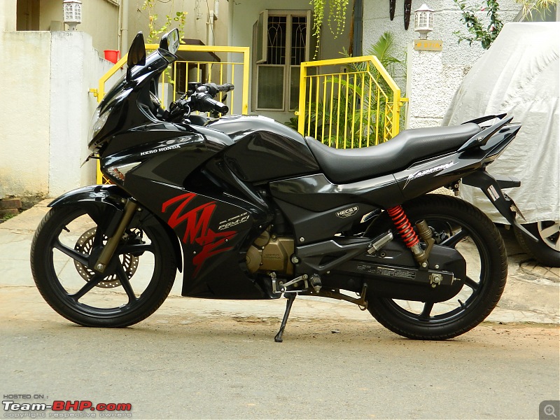 Suzuki Gixxer SF spied EDIT: Launched at Rs. 92,596 (on-road, Delhi)-dscn0640.jpg