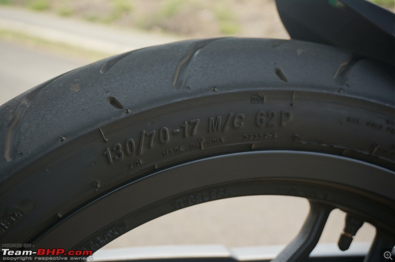 rs 200 back tyre