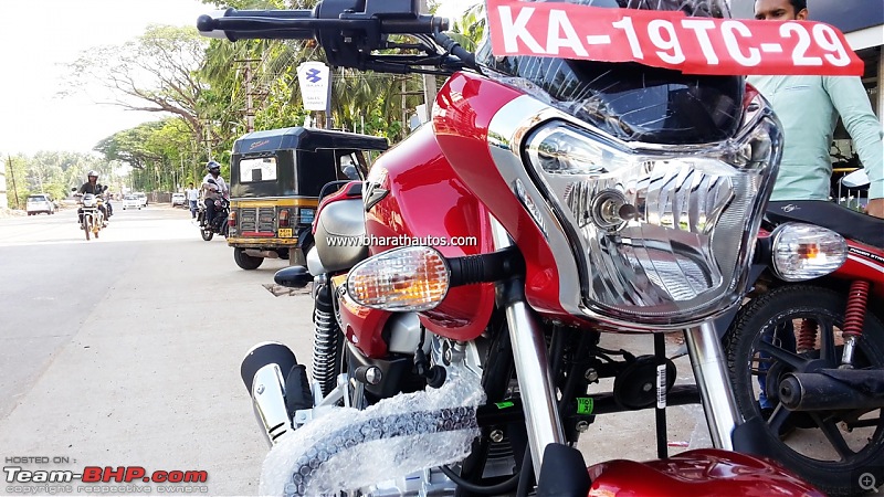 The Bajaj V - A motorcycle made with INS Vikrant's steel-bajajv15headlamplaunchedincocktailwineredcolor.jpg
