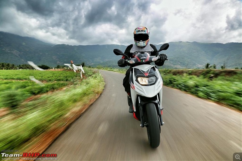 Aprilia SR 150 unveiled at the Auto Expo. EDIT: Priced at Rs. 65,000-3.jpg