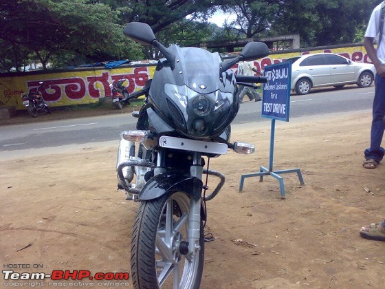 My 2007 Pulsar 220 FI  Tribute to a wonderful companion!-first-sight.jpg