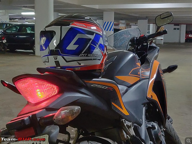 My 2018 Honda CBR 250R-bike-helmet.jpg