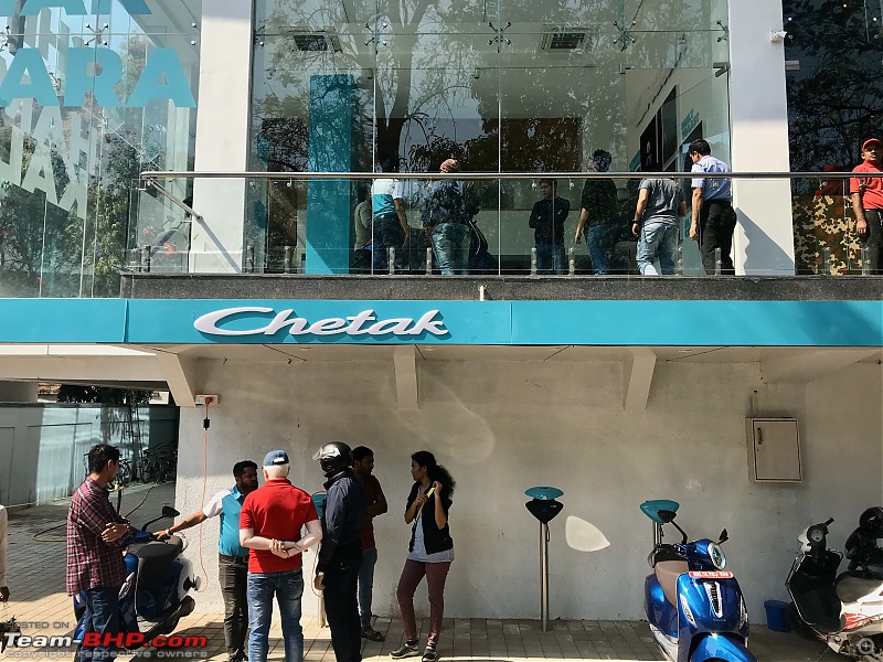 bajaj chetak showroom near me