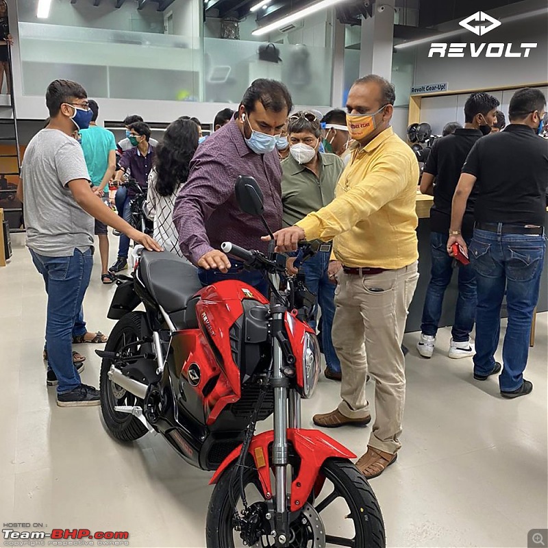 The Revolt RV400 electric motorcycle-20200831_222817.jpg