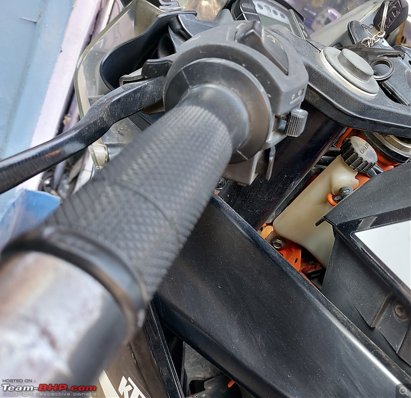 Clip-on handlebar modification : Makes living with a KTM RC 390 easier-20201031_144258.jpg