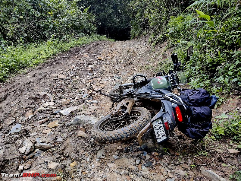 Hero teases small adventure bike. EDIT: It's the XPulse 200-06.jpg