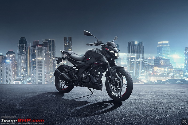 All-black Bajaj Pulsar 250 variants priced at Rs. 1.50 lakh-n250.jpg