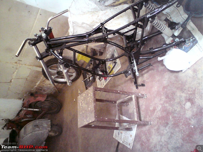 Help required for restoring Enfield Fury 175 gp-dsc00015.jpg