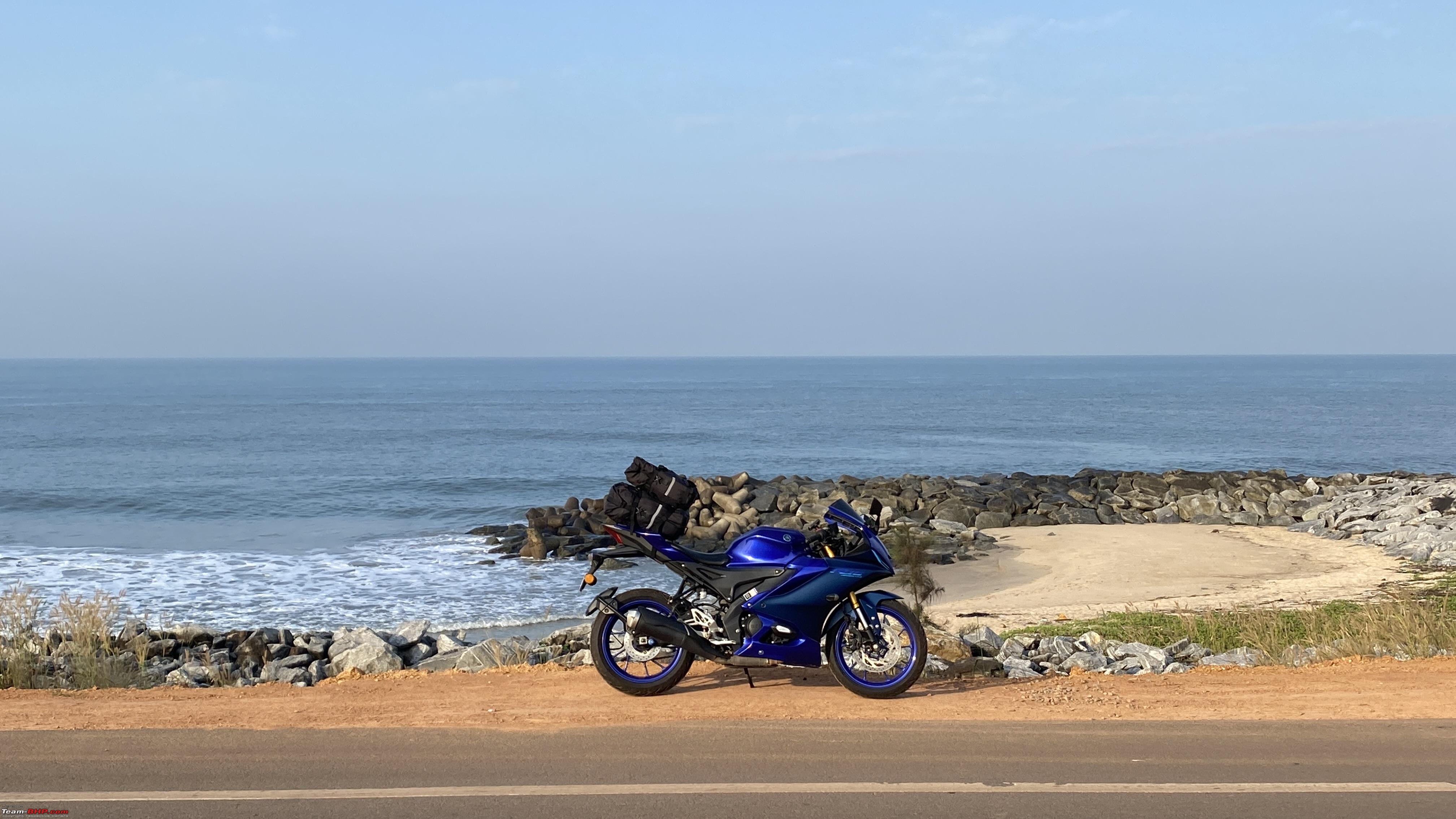 Yamaha YZF R15 V3.0 Price, Images, Colours, Mileage, Specs & Reviews