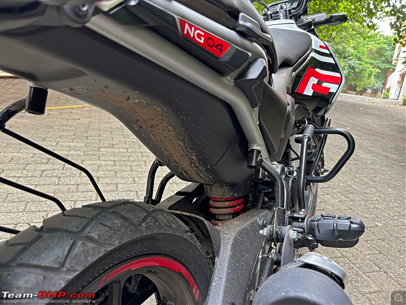 Bajaj Freedom 125 CNG Review-rear_suspension.jpg