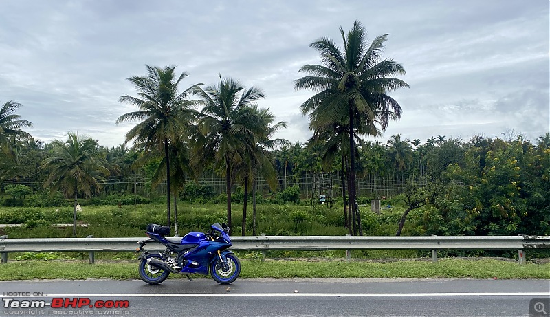 Yamaha R15 v4 Review | Booking, Delivery & Ownership Report-2-kunigal-bypass-stop.jpg