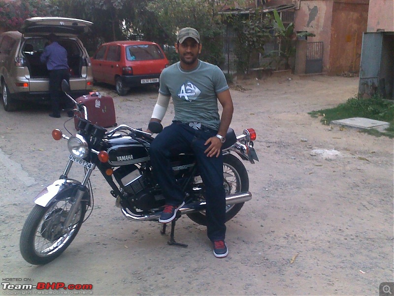 Dhoni's new rebuilt Yamaha RD350-new-image-3a.jpg